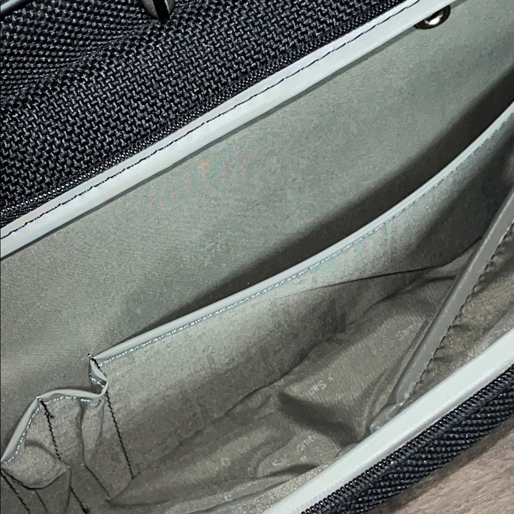 Samsonite Weekender - Picture 11 of 16